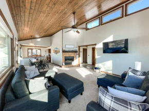 Sunset Mesa Hideaway / hot tub / new renovation